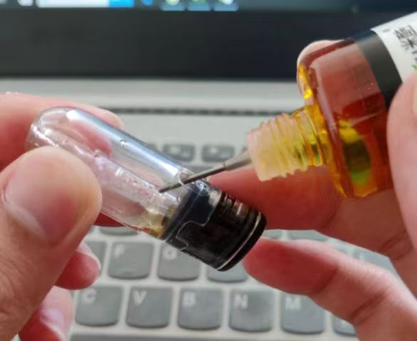 側面註油空煙彈